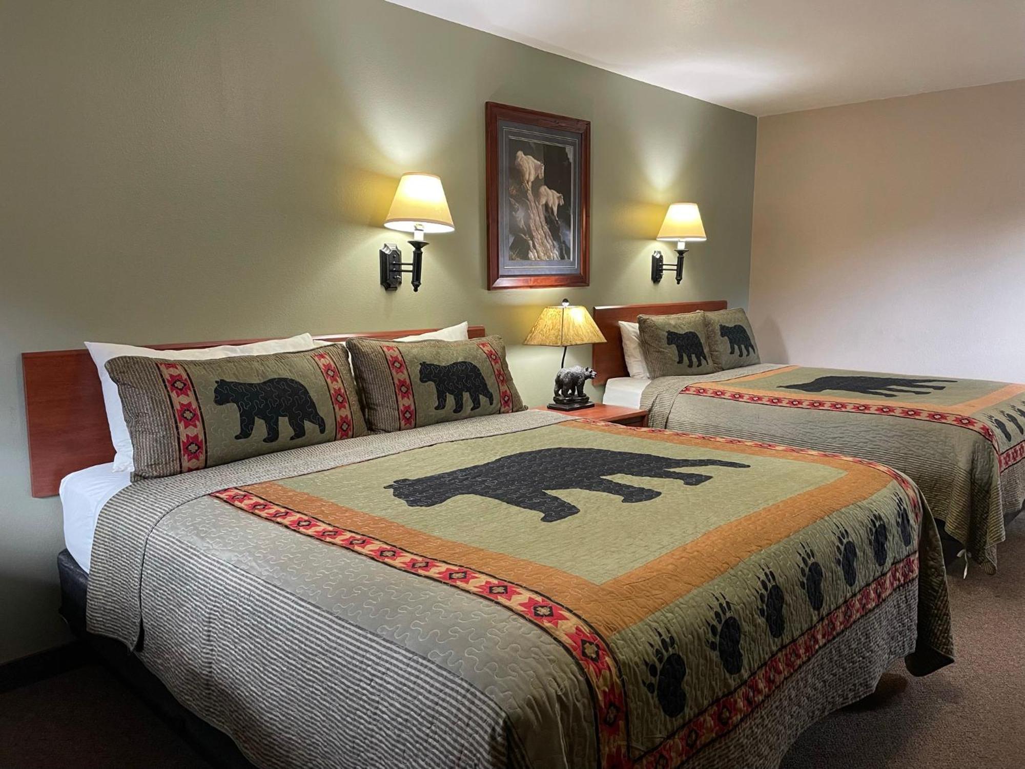 Antlers Lodge Cooke City Room photo